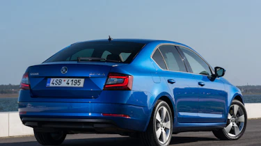 Skoda Octavia 2017 - rear quarter