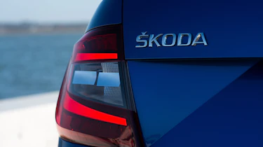 Skoda Octavia 2017 - rear light
