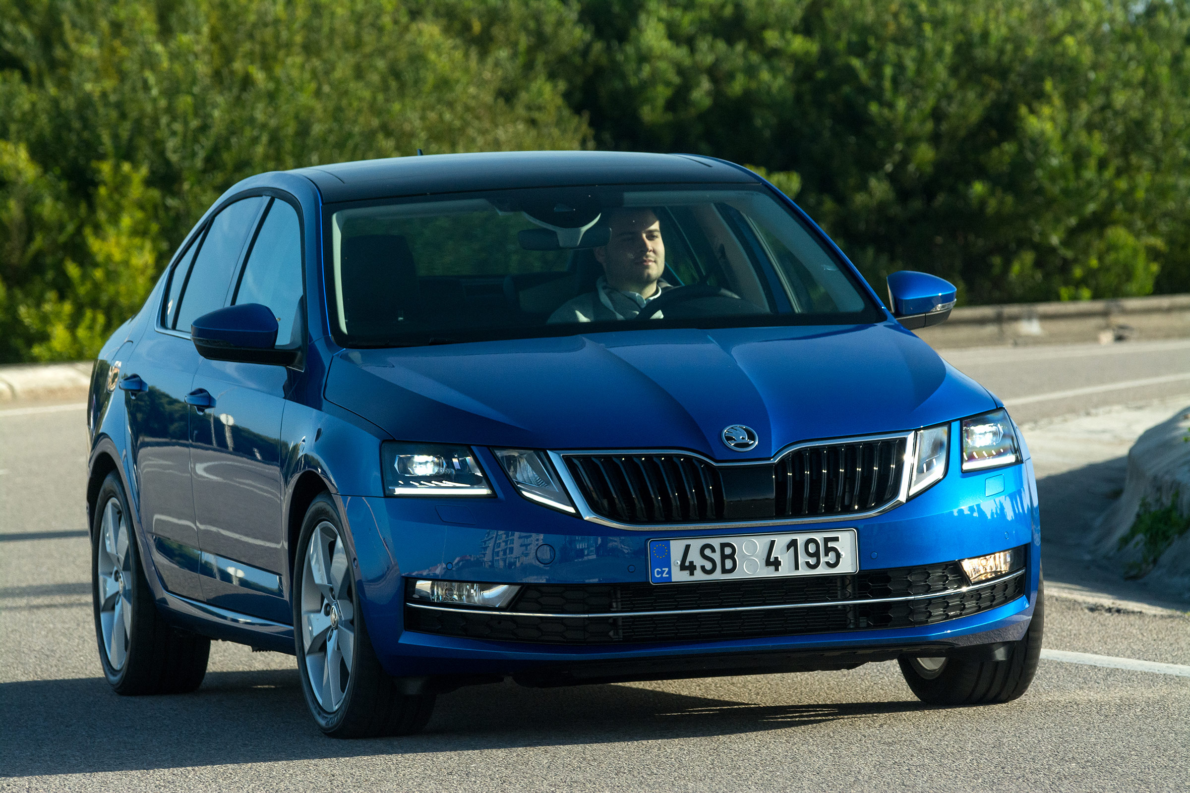Skoda Octavia 2017 - front cornering