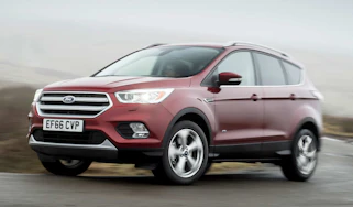 Ford Kuga 2017 - front cornering