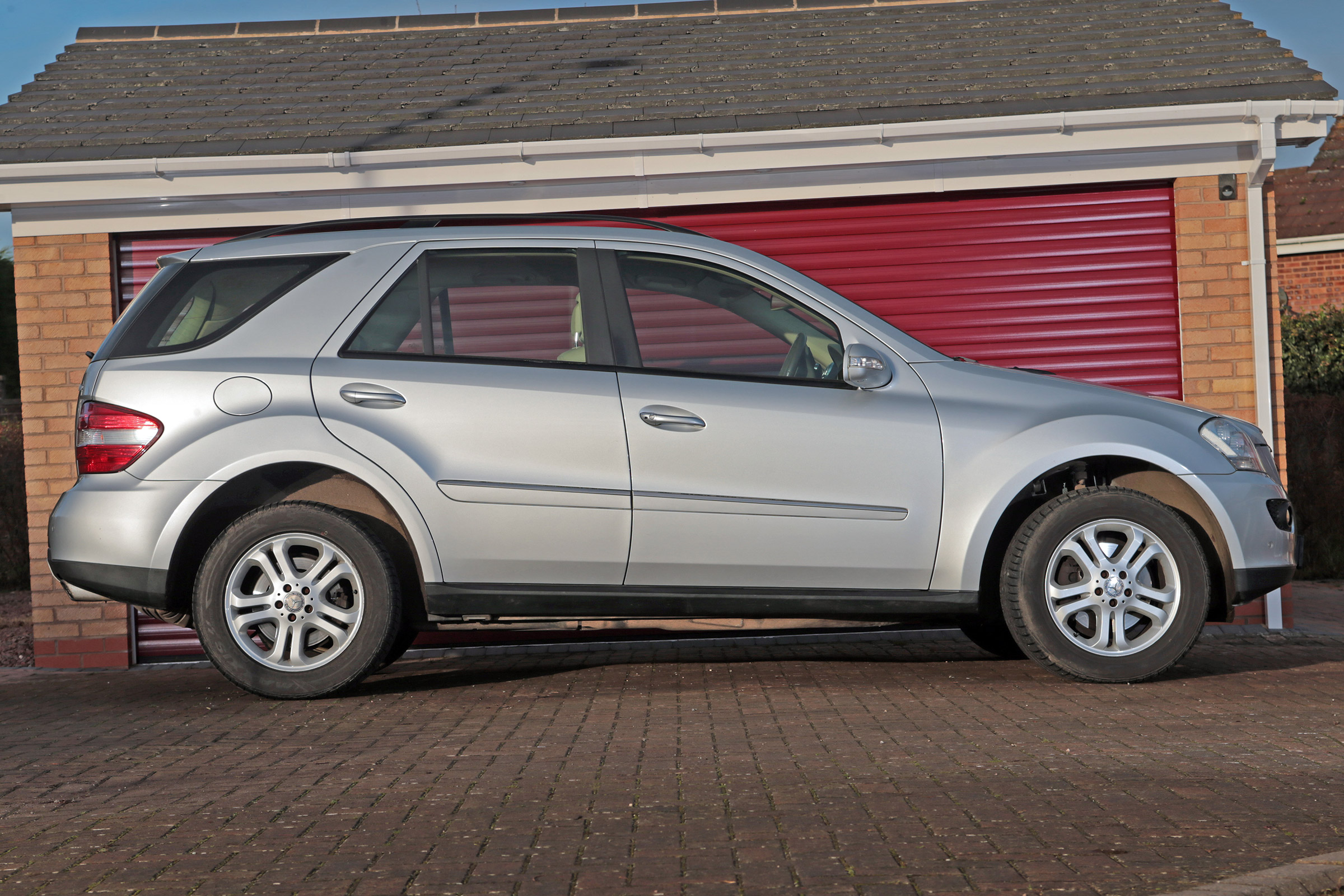 Used Mercedes M-Class - side