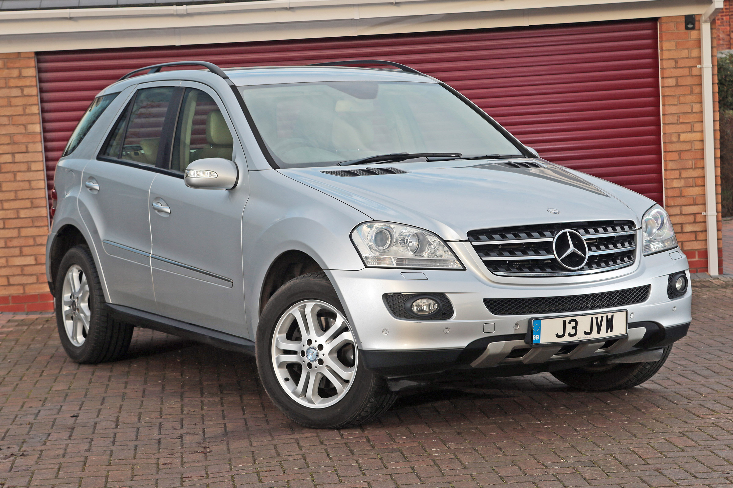 Used Mercedes M-Class - front
