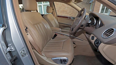 Used Mercedes M-Class - front seats