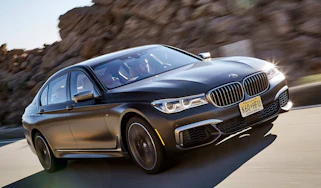 BMW 7 Series 760Li - front tracking