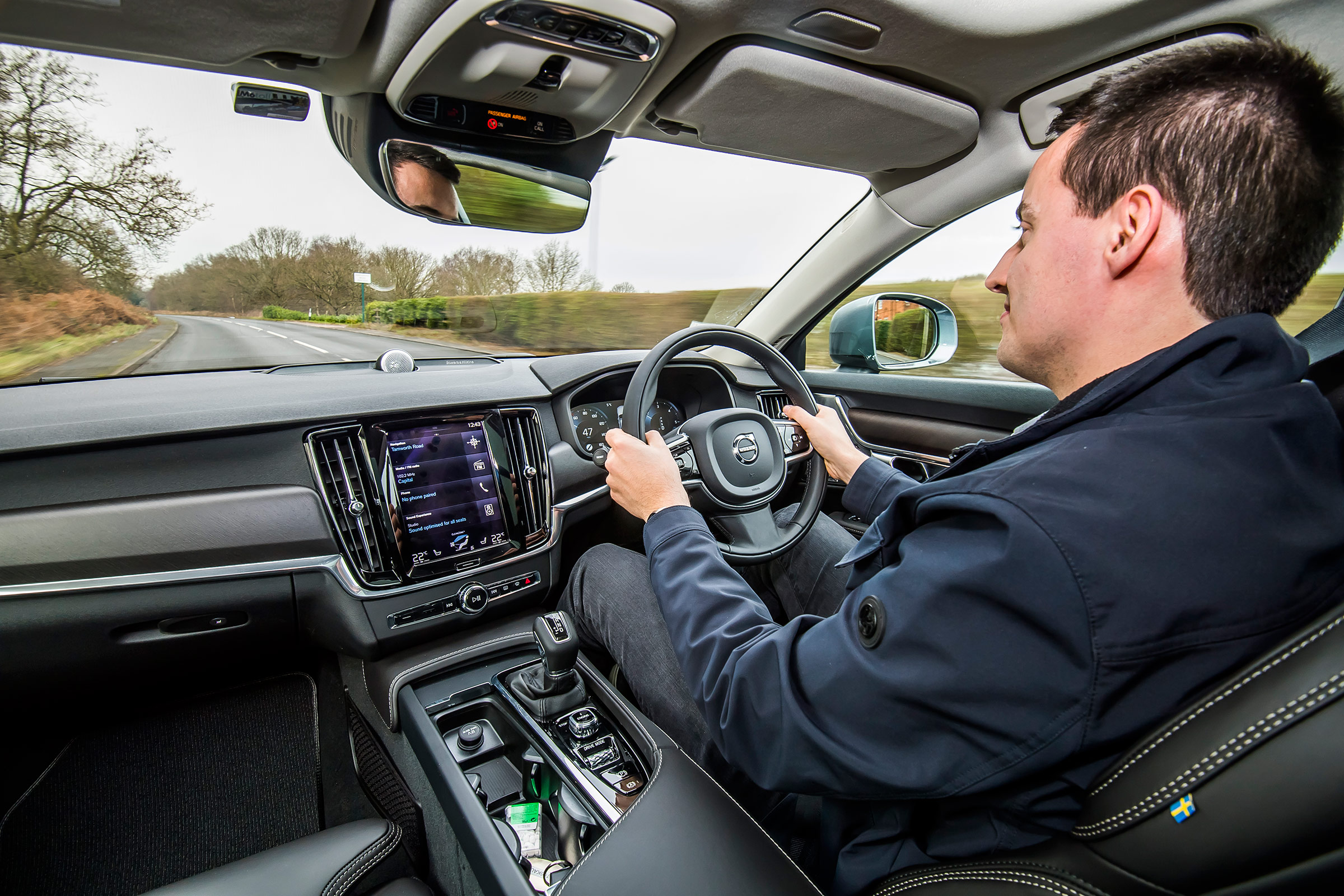 Volvo V90 Cross Country 2017 UK - Lawrence driving