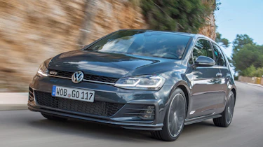 Volkswagen Golf GTD 2017 facelift - front tracking 2