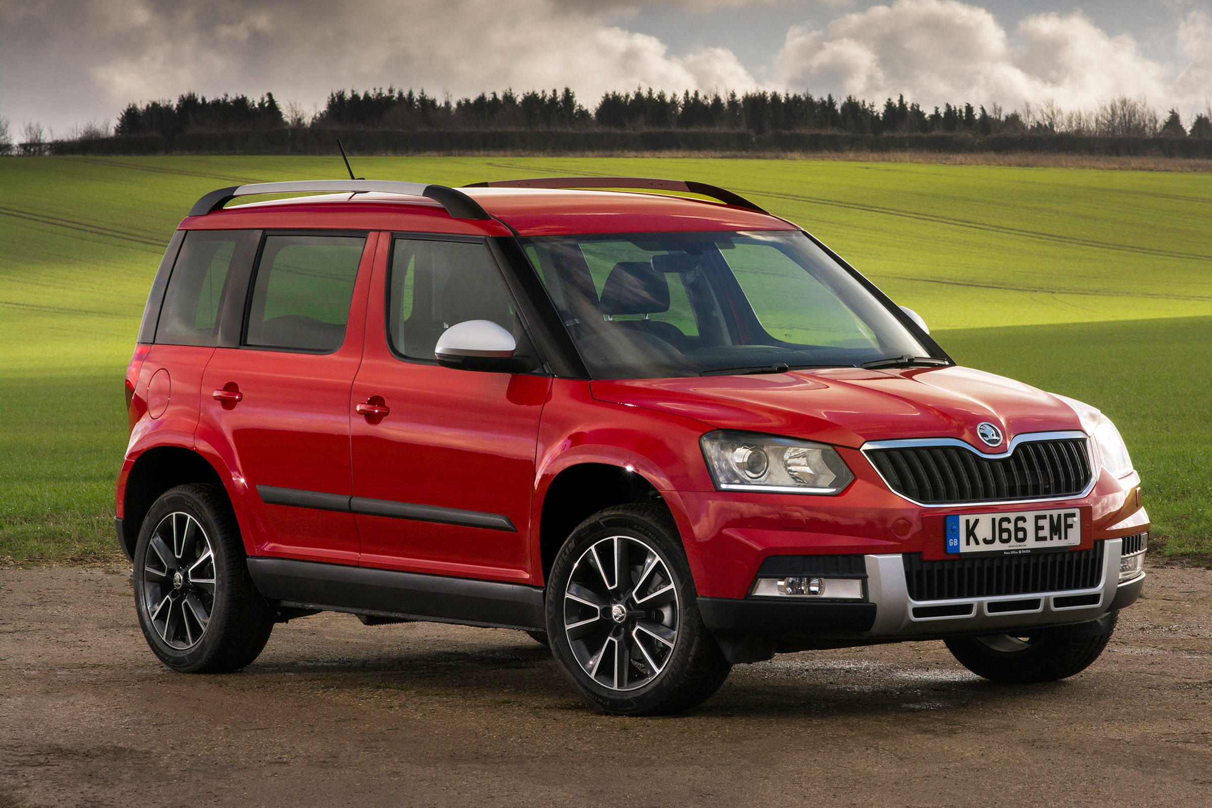 Skoda Yeti SE L Drive front quarter static