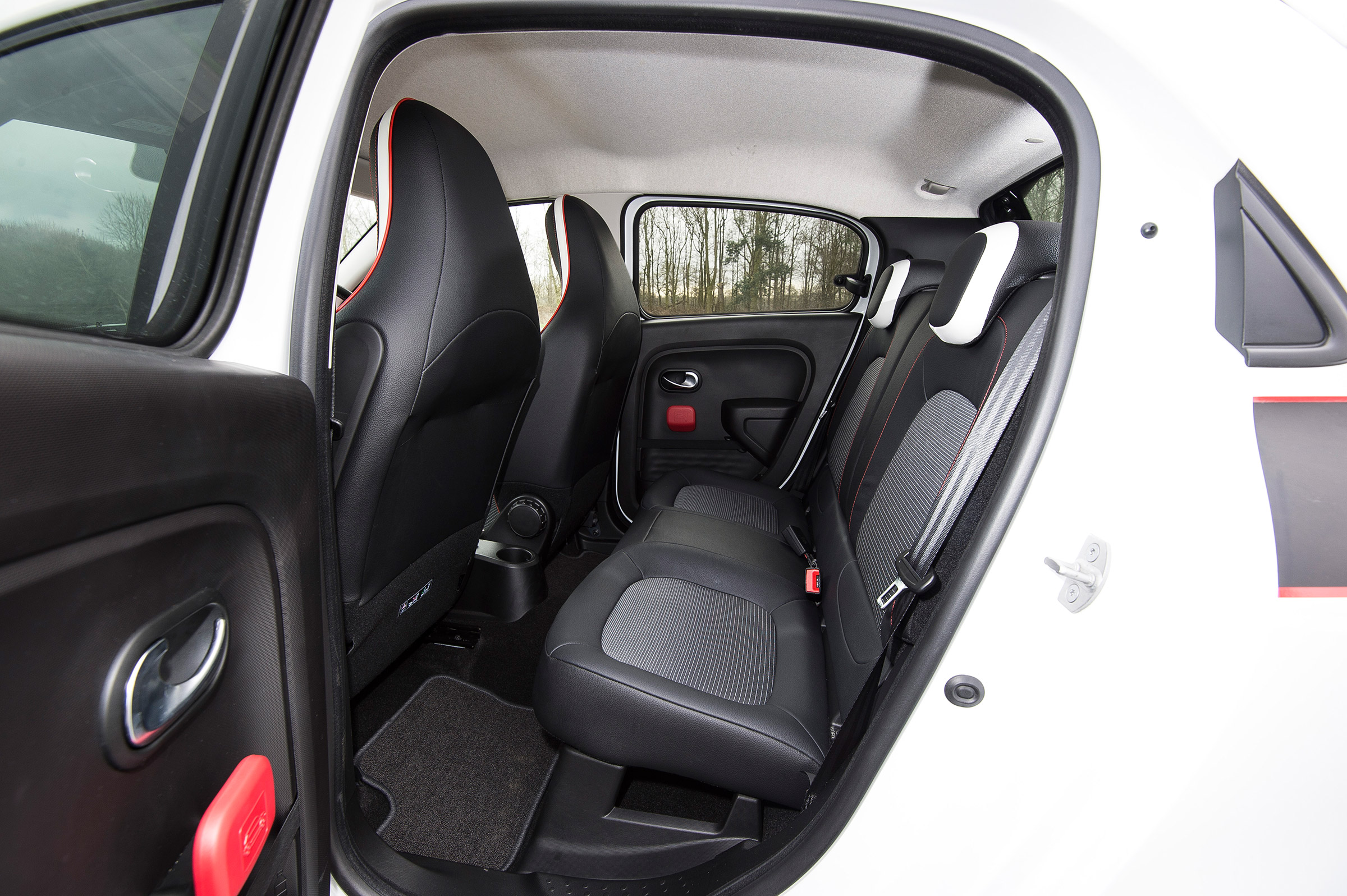 Renault Twingo - rear seats
