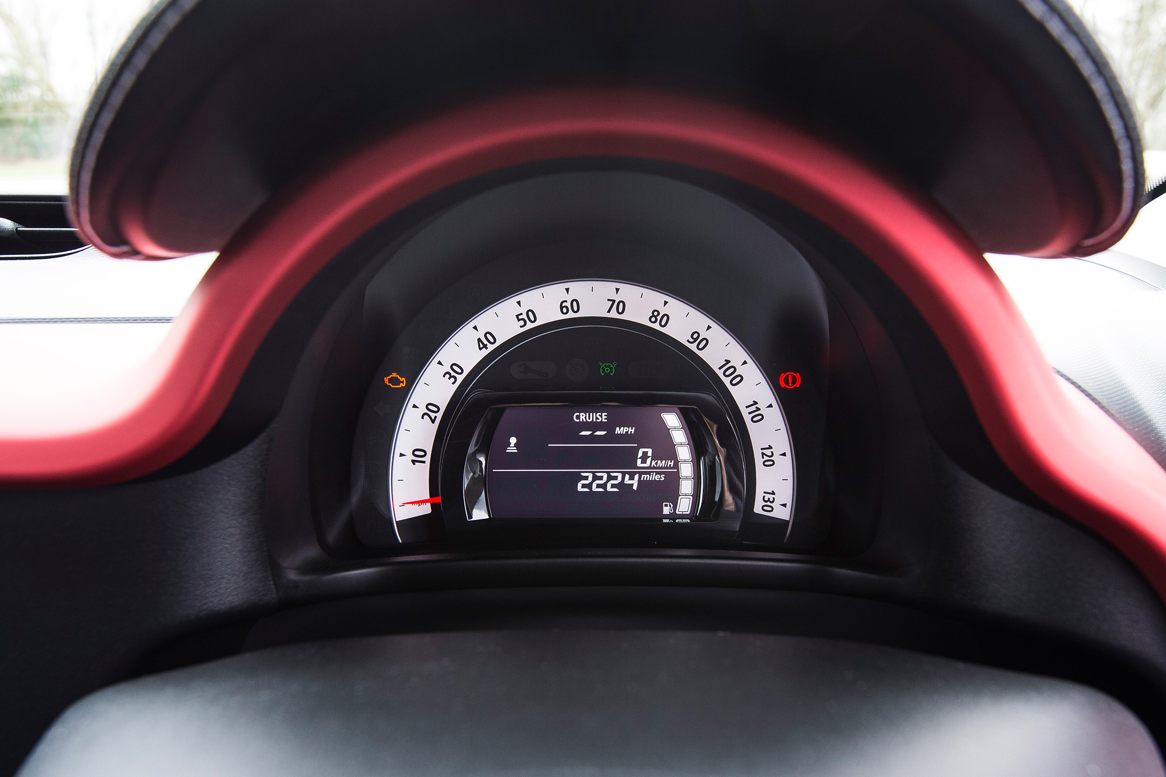 Renault Twingo - dials