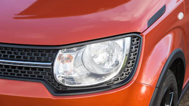 Suzuki Ignis - front light