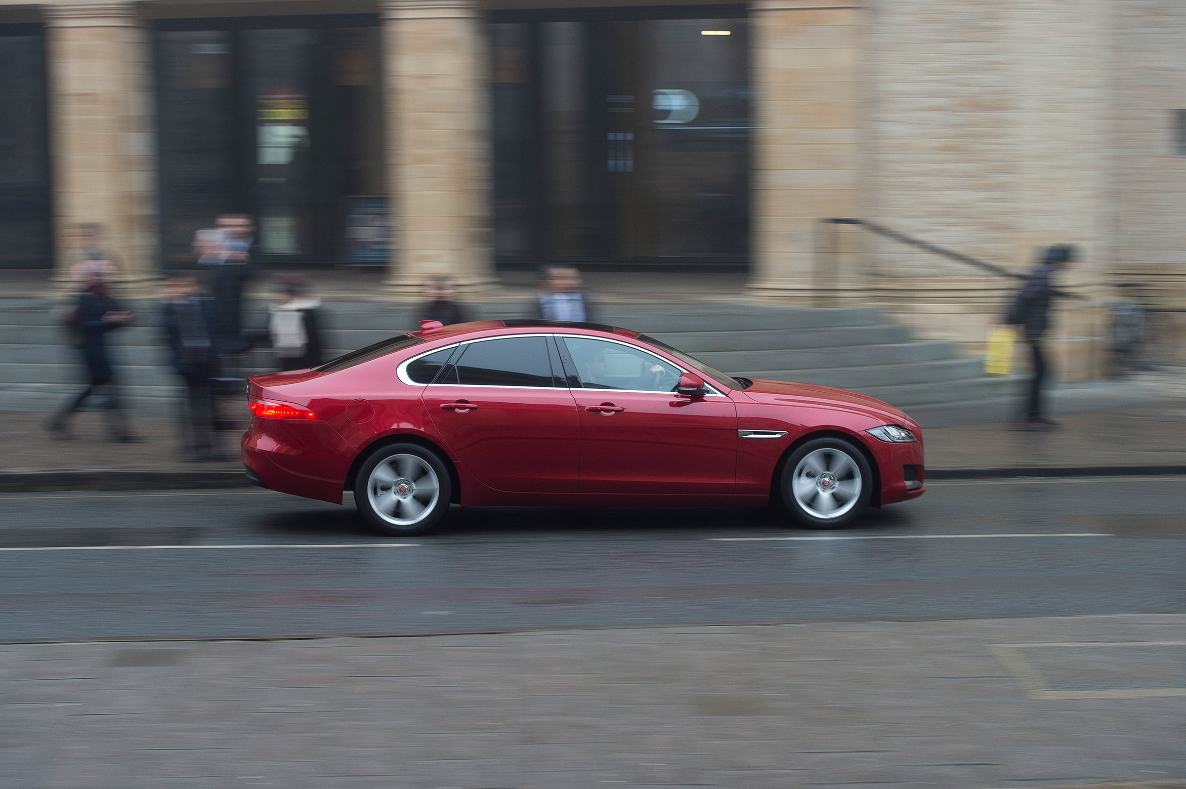 Jaguar XF long term - second report side