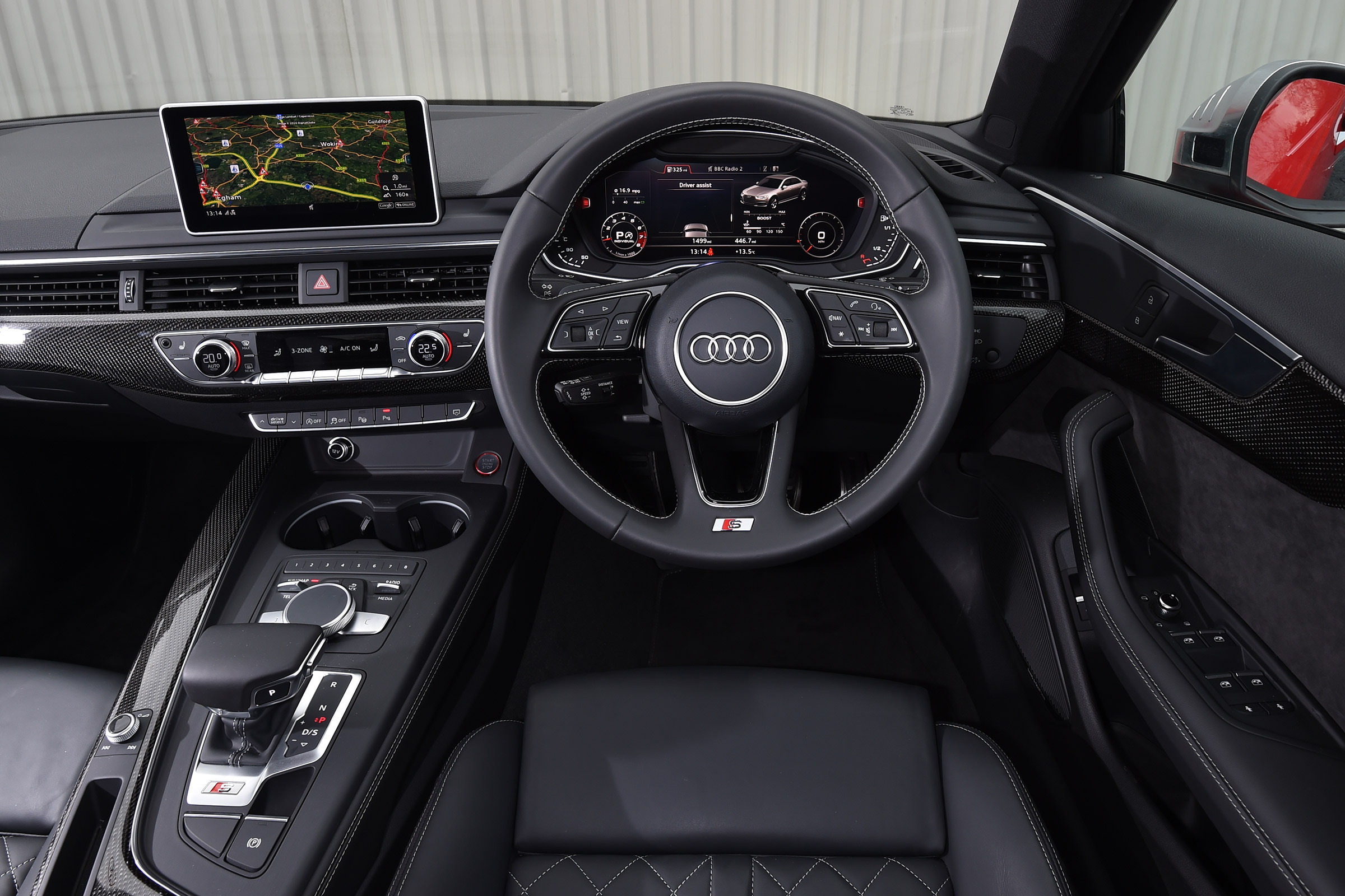 Audi S4 - dash
