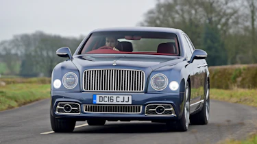 Bentley Mulsanne Speed 2017 - front cornering