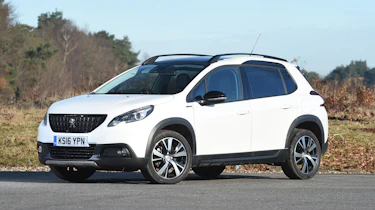 Peugeot 2008 - front static