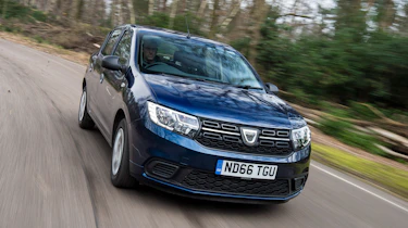 Dacia Sandero facelift - front action