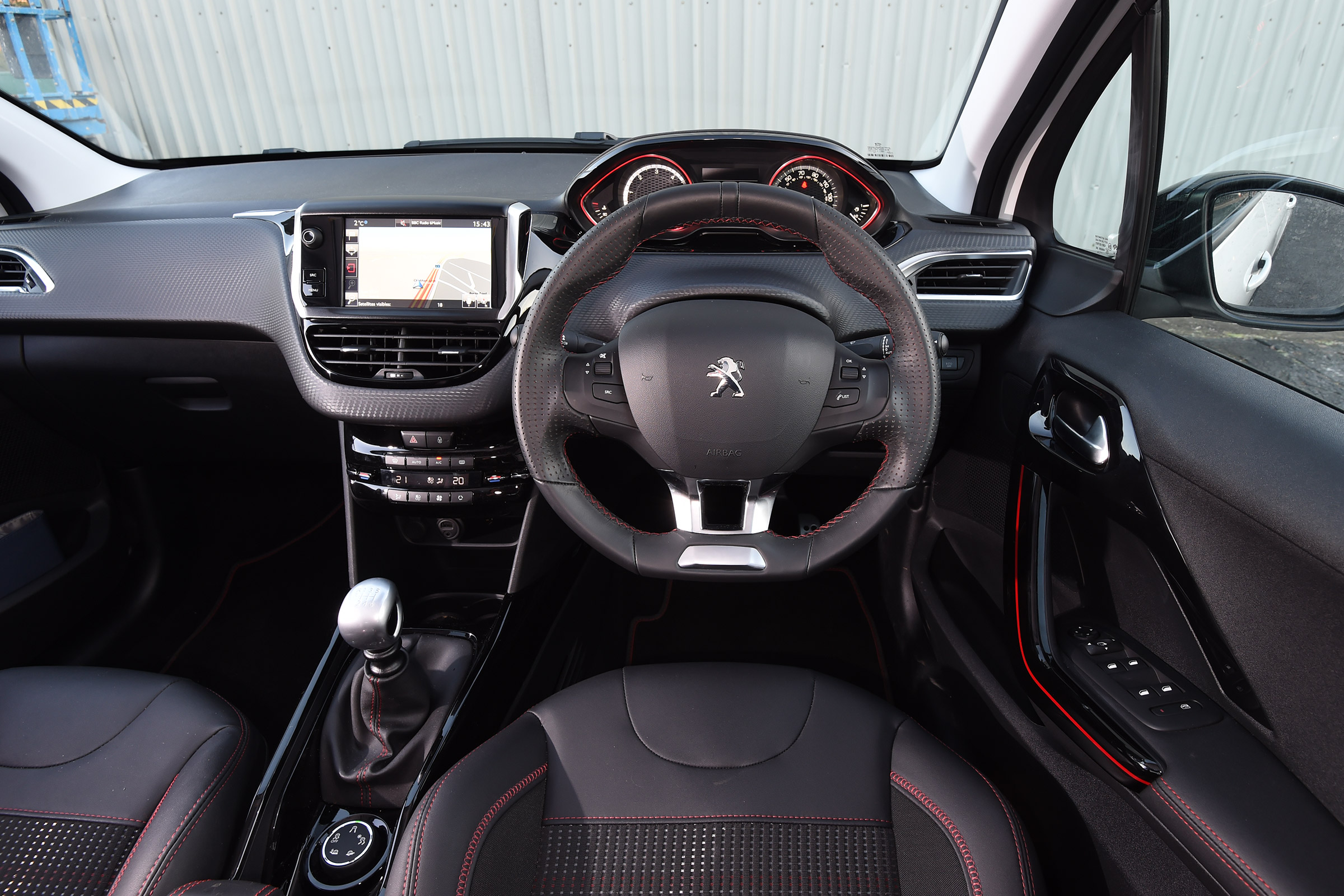 Peugeot 2008 - dash