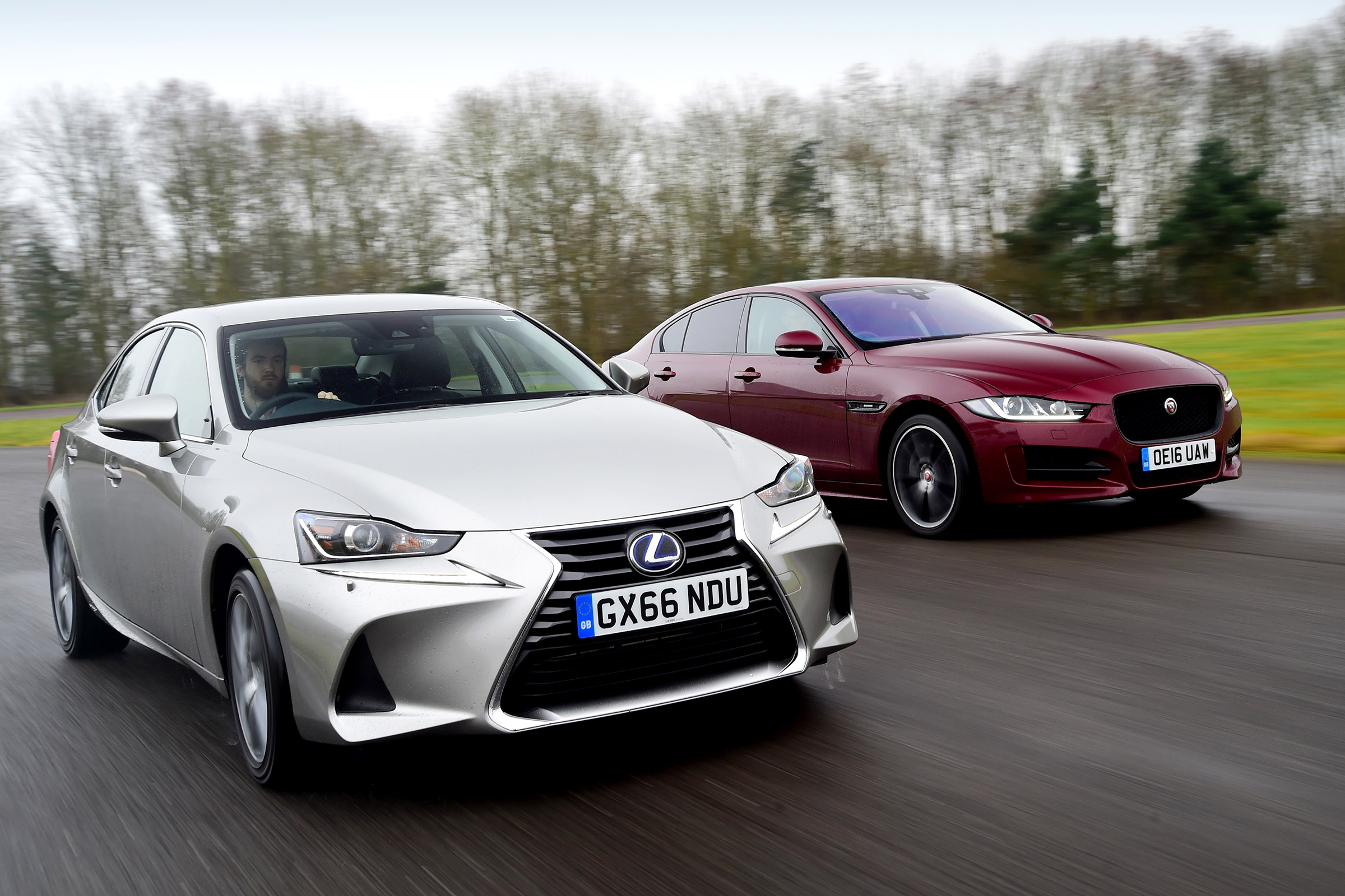 Lexus IS vs Jaguar XE - header