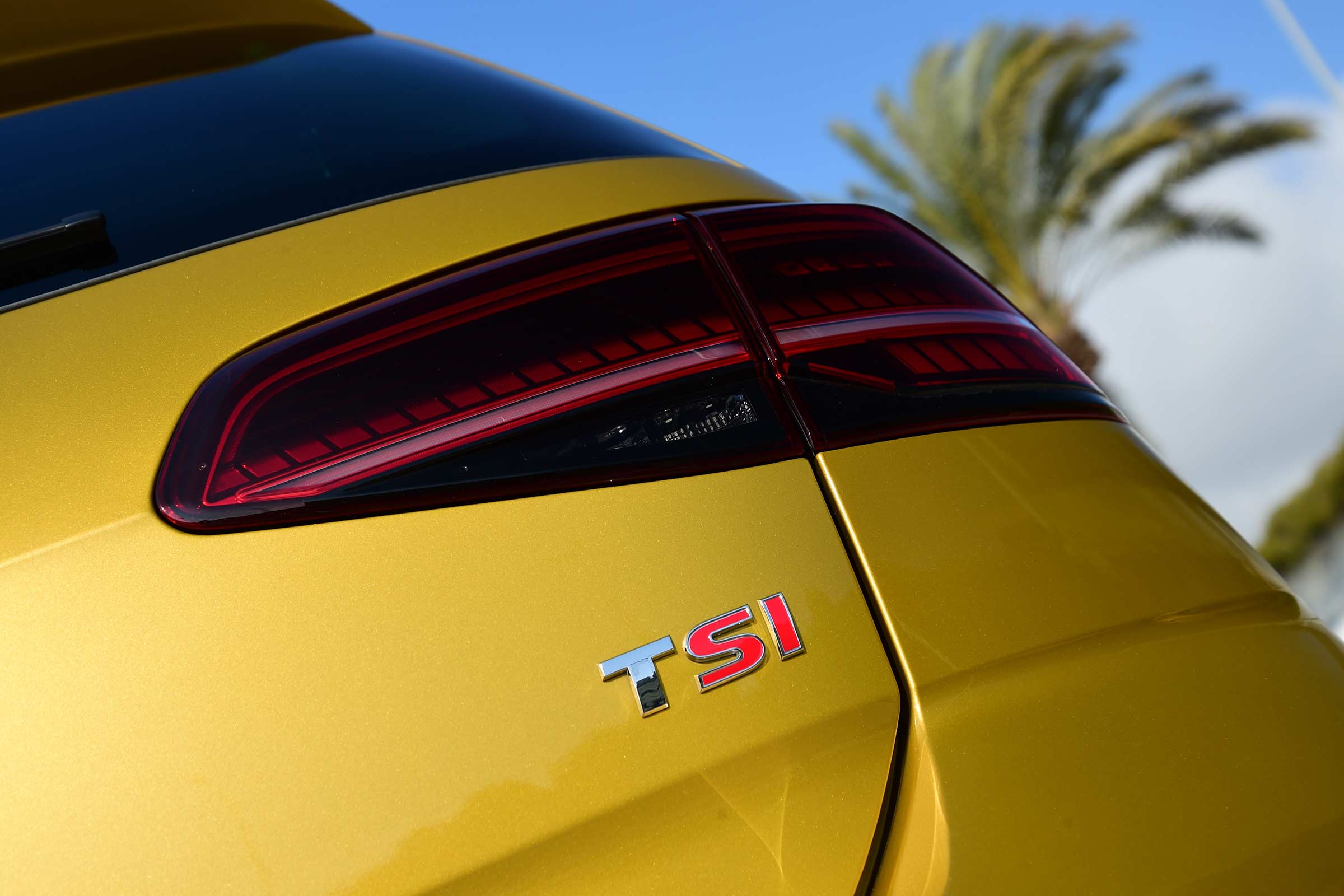 Volkswagen Golf 2017 facelift 1.5 TSI EVO - rear light