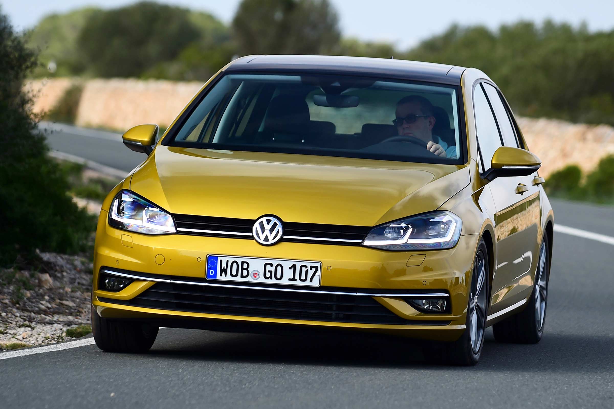 Volkswagen Golf 2017 facelift 1.5 TSI EVO - front cornering 3