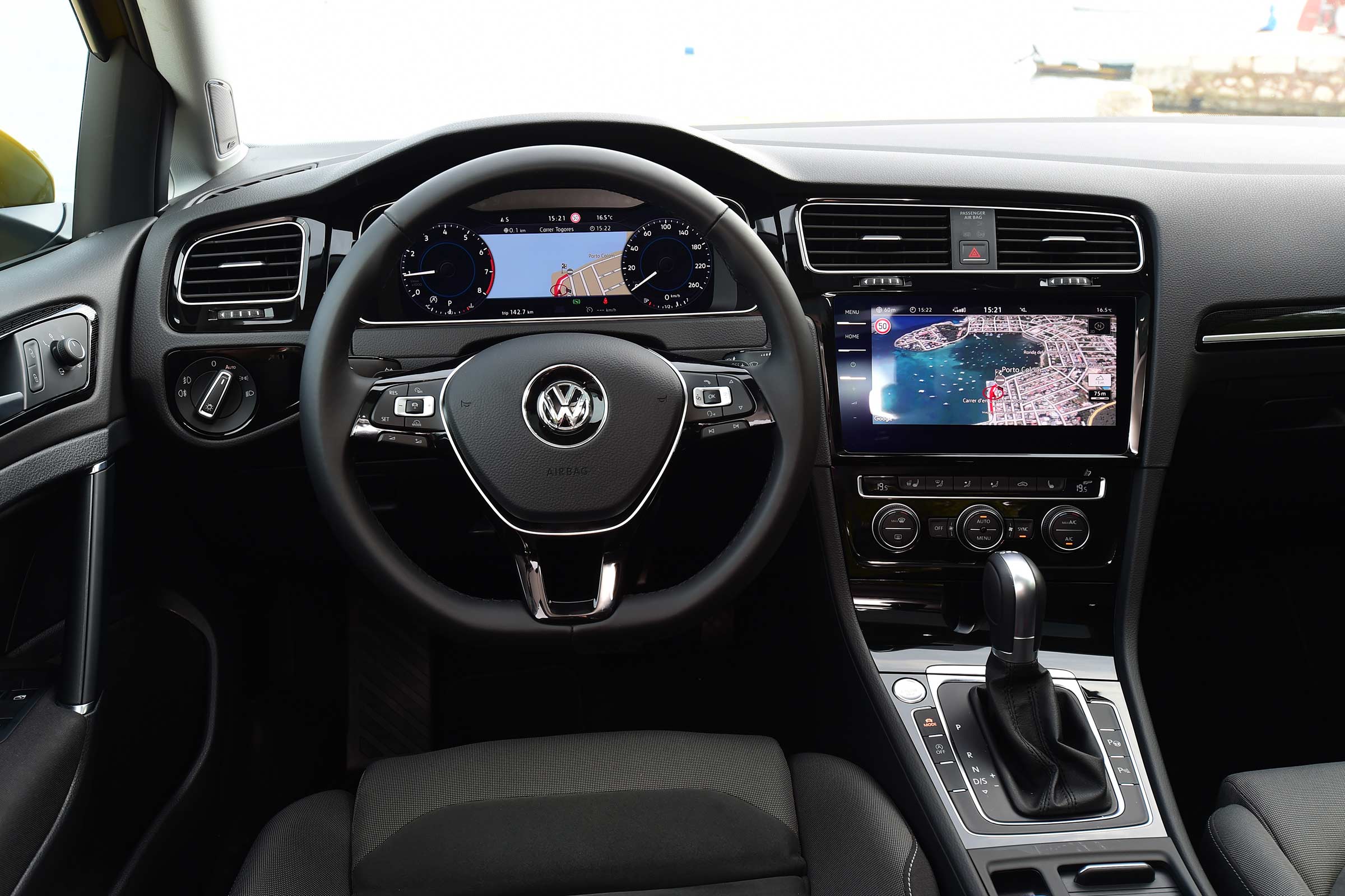 Volkswagen Golf 2017 facelift 1.5 TSI EVO - interior