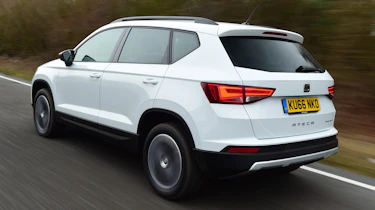 SEAT Ateca 1.2 TSI 2017 - rear tracking
