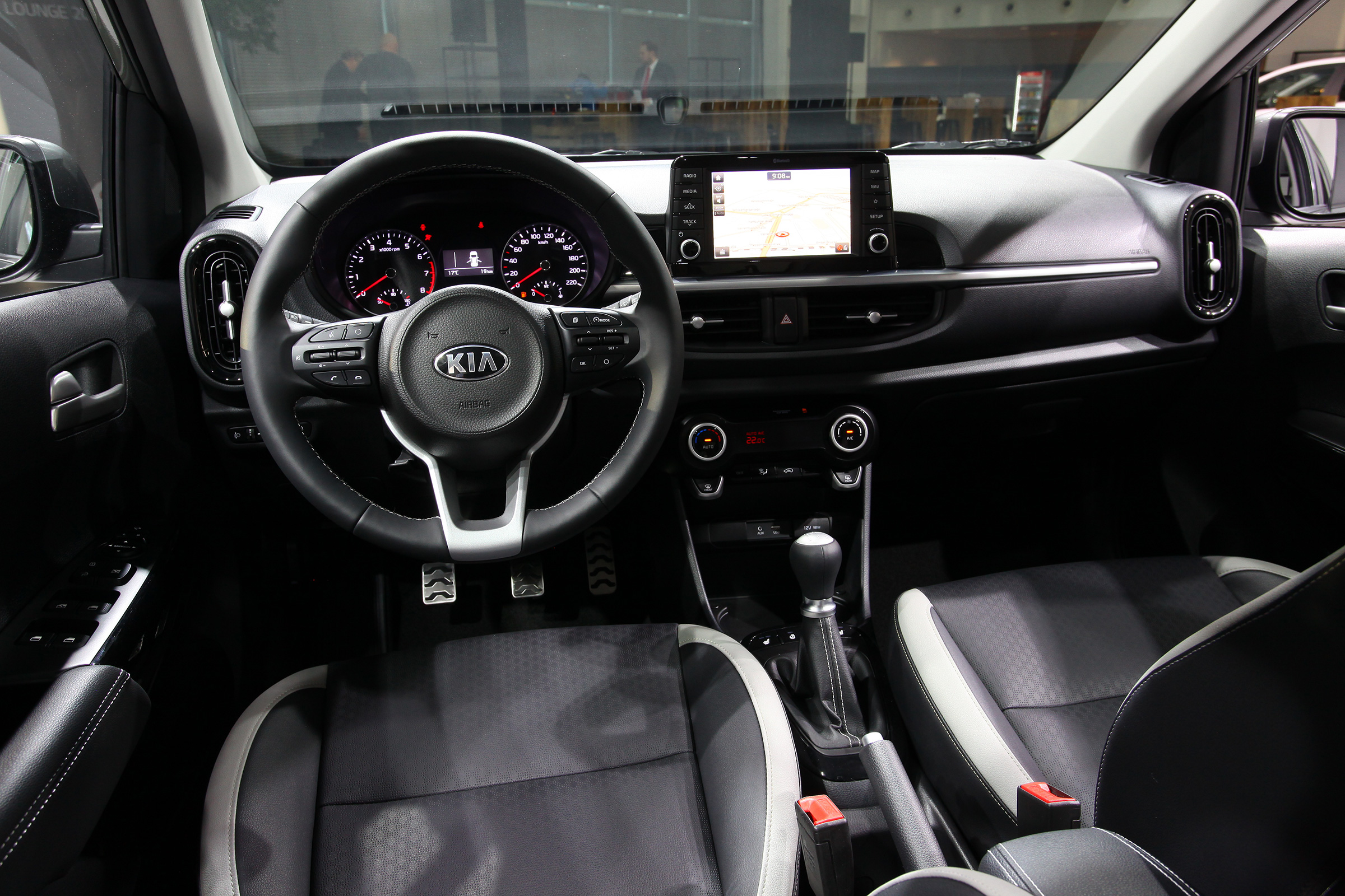 Kia Picanto 2017 - interior