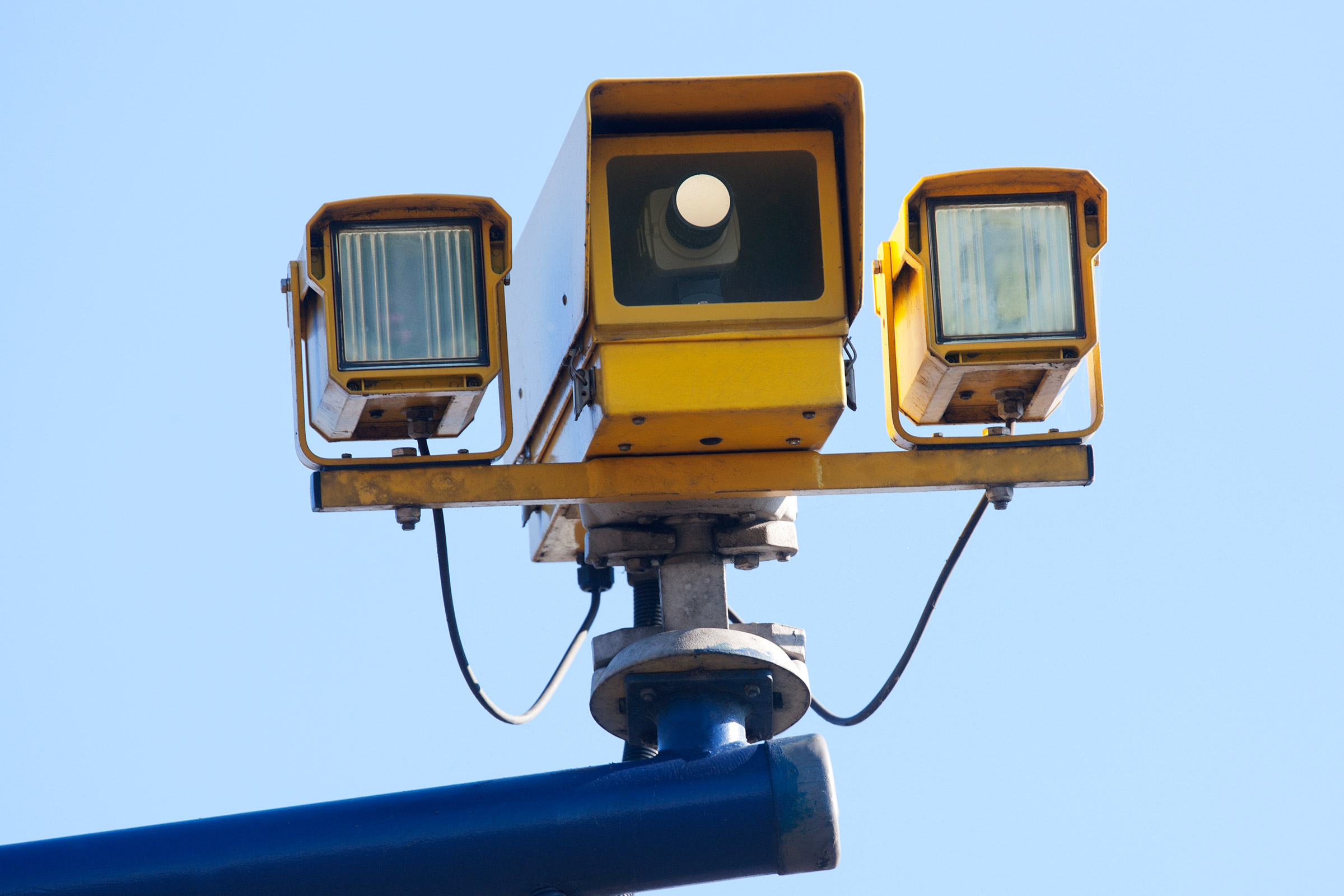 Speed camera variable speed