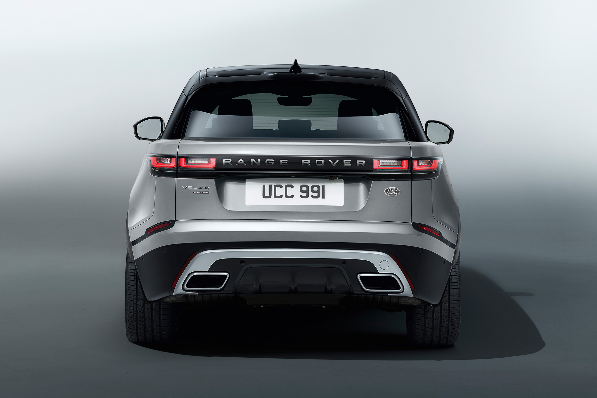 Range Rover Velar - studio rear