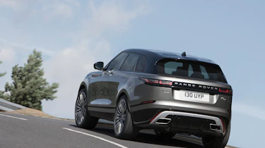 Range Rover Velar - rear cornering