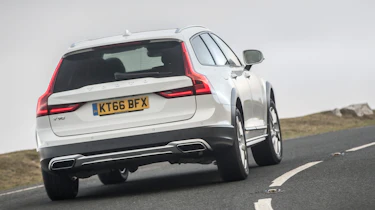 Volvo V90 Cross Country 2017 UK - rear cornering