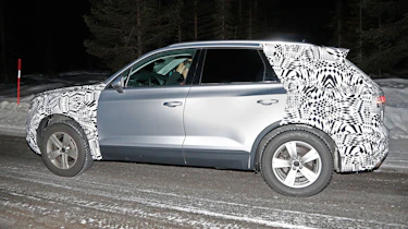 Volkswagen Touareg spy shot side