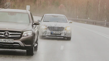 Mercedes S-Class 2017 ride review - overtaking