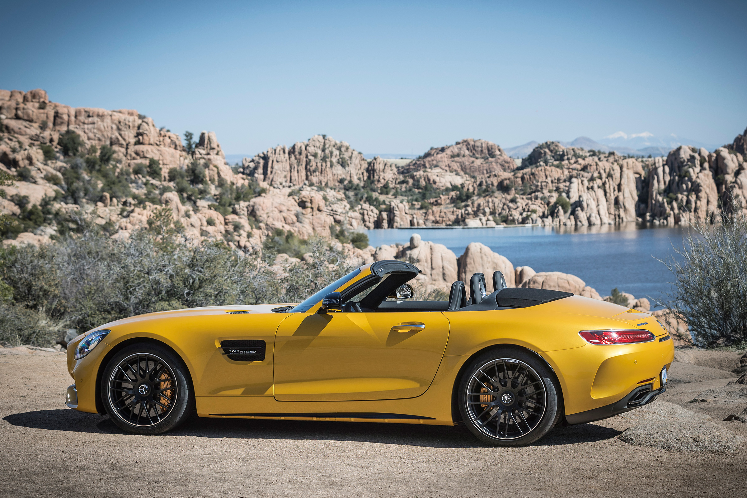 Mercedes-AMG GT C Roadster 2017 - side roof down