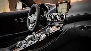 Mercedes-AMG GT C Roadster 2017 - interior 2
