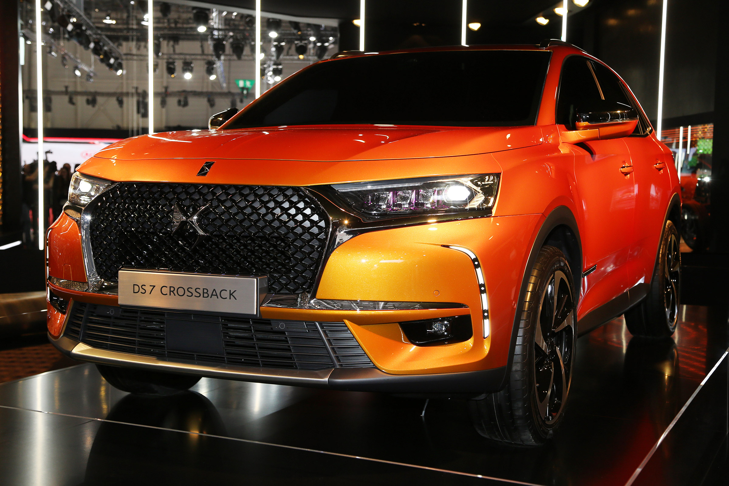 DS 7 Crossback Geneva show - front static