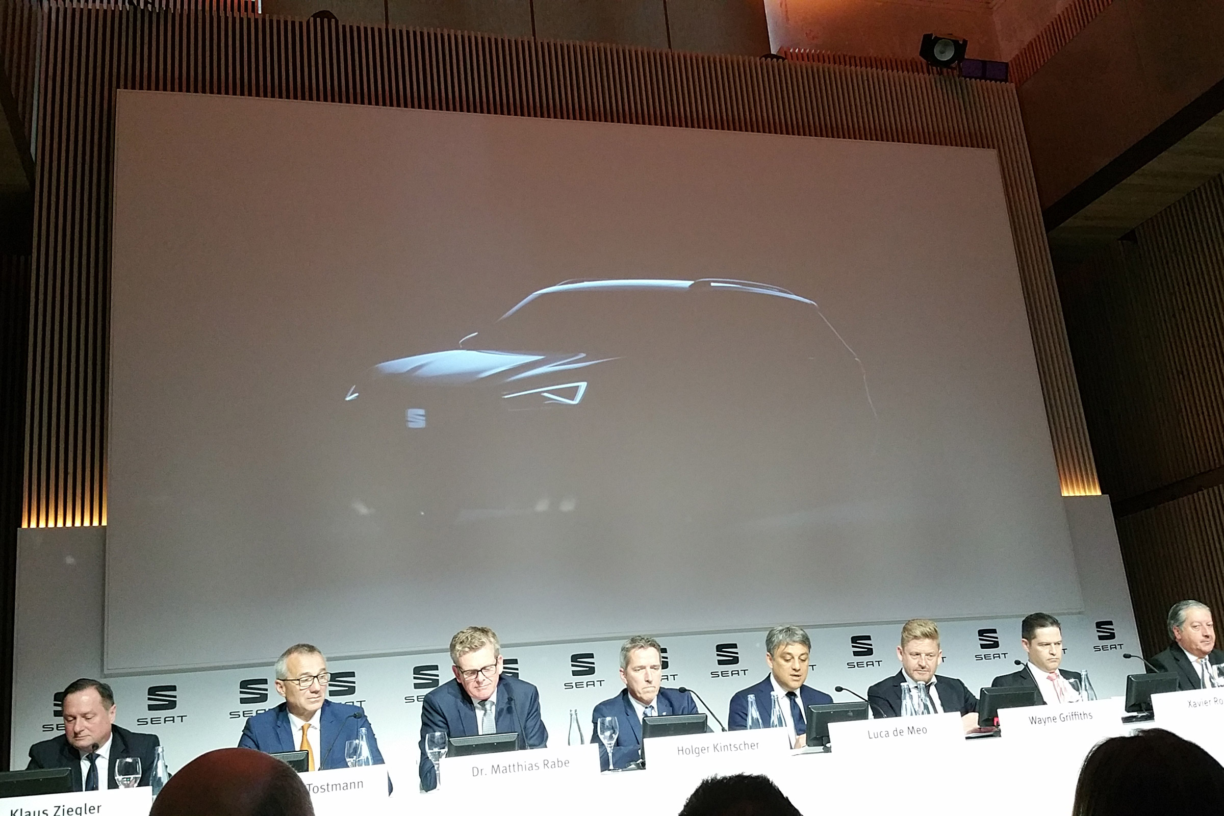 SEAT seven seat SUV teaser