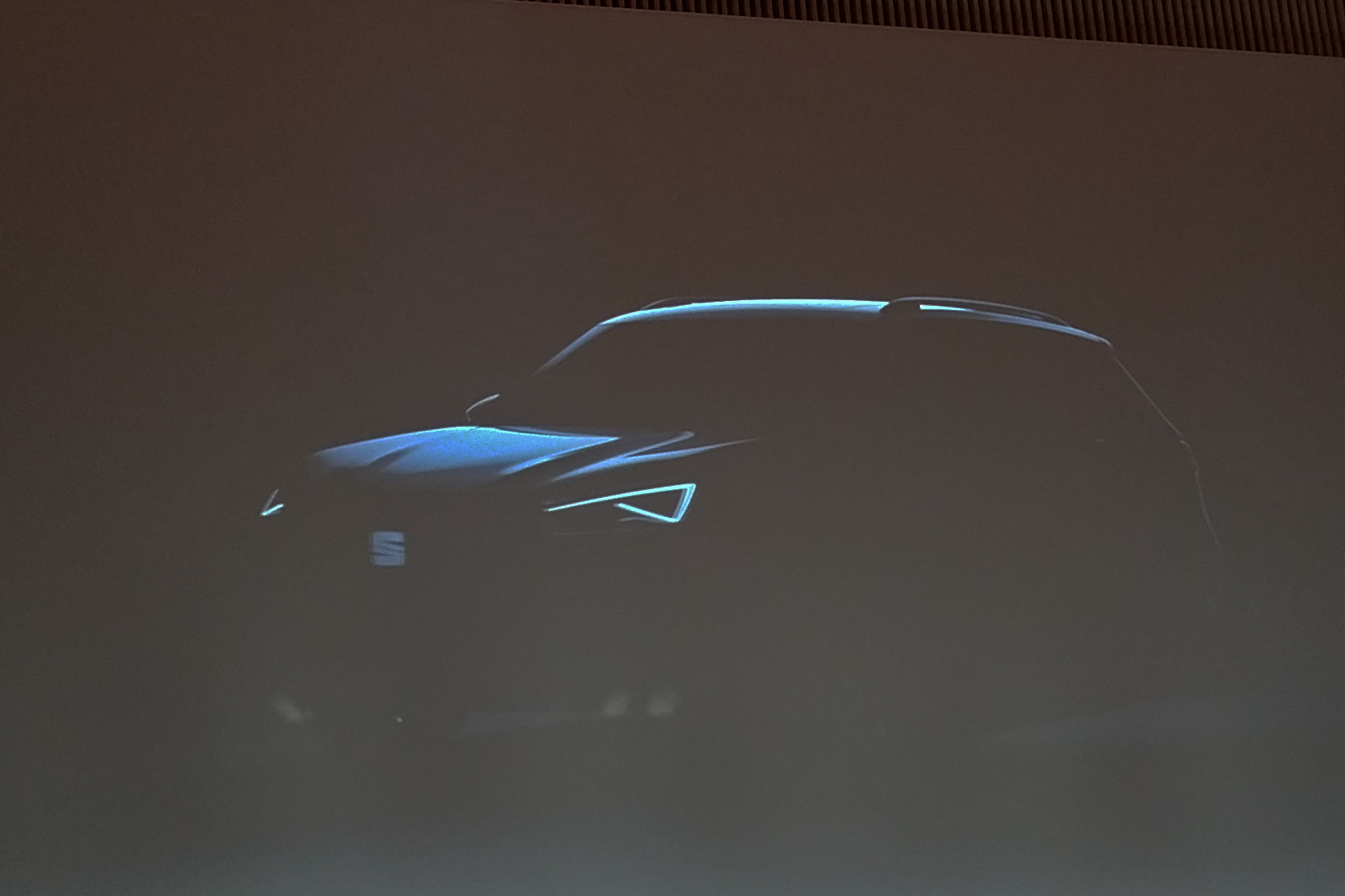 New SEAT seven-seat SUV teaser