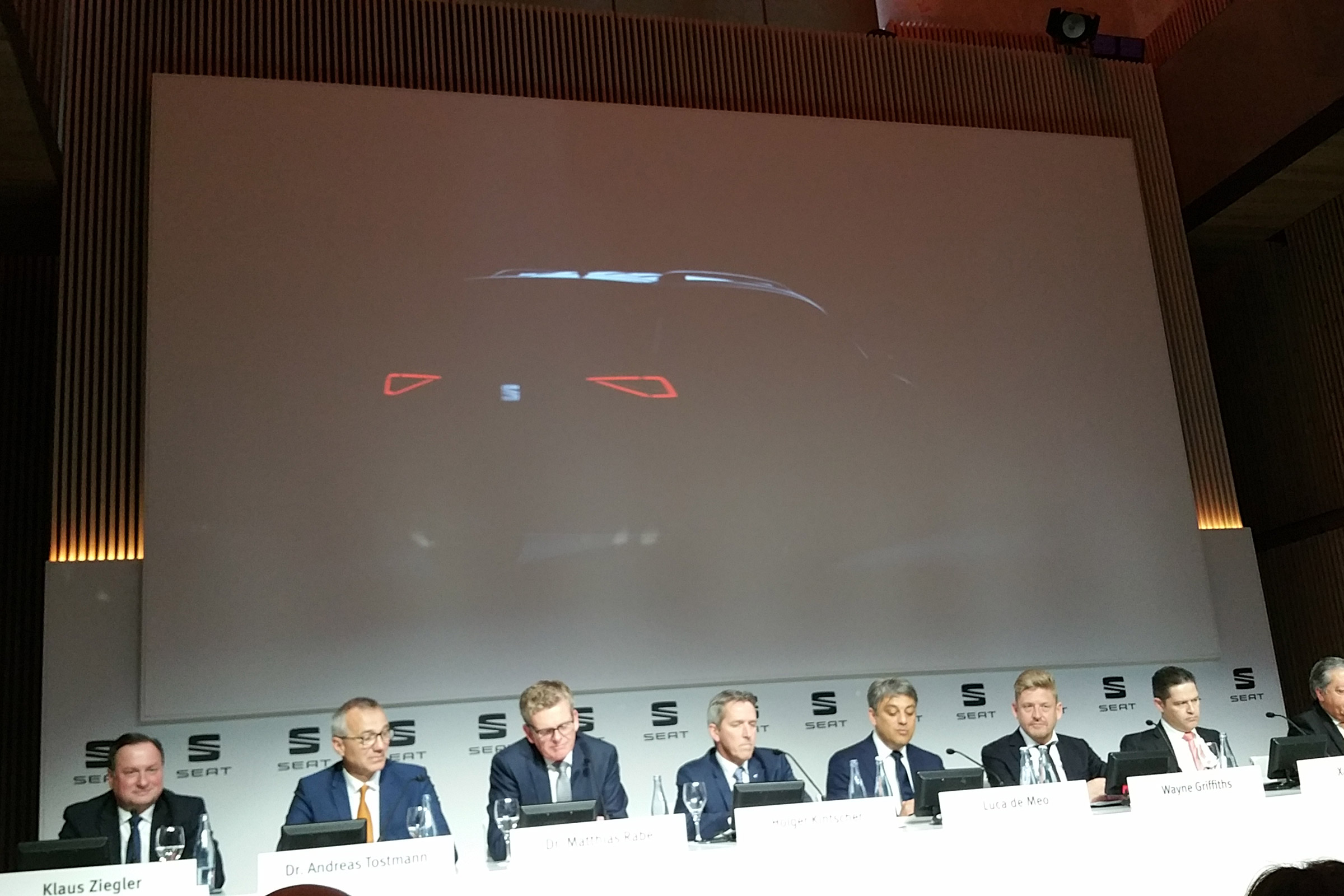 SEAT seven seat SUV teaser