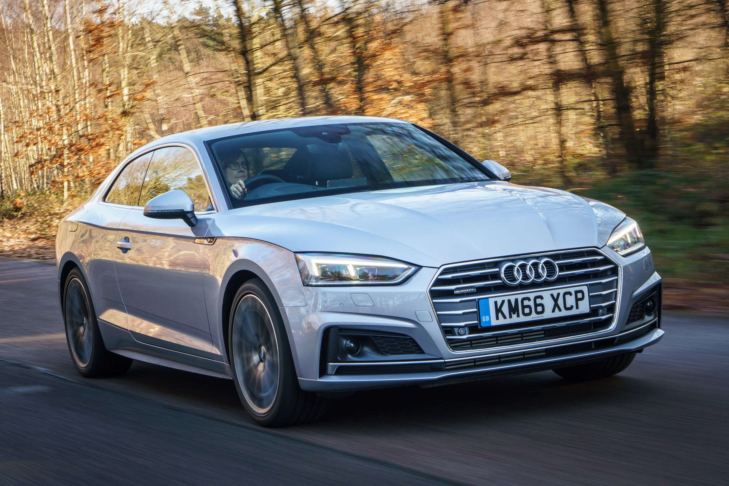 Audi A5 - front action