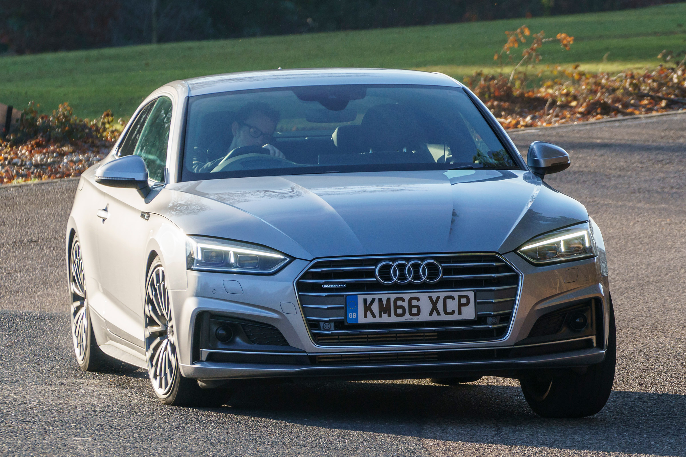 Audi A5 - front cornering