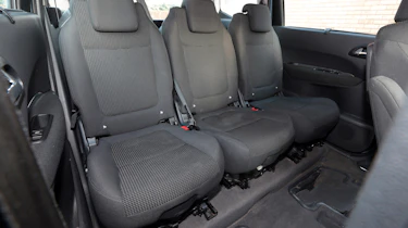 Used Peugeot 5008 - rear seats