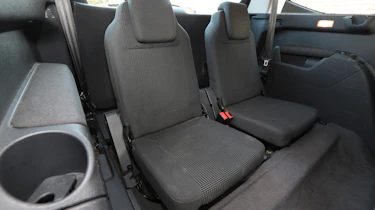 Used Peugeot 5008 - back seats