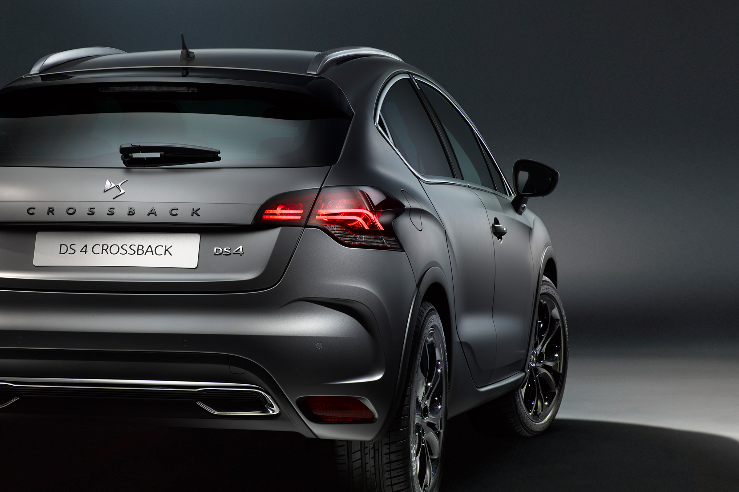 DS 4 Crossback Moondust - rear