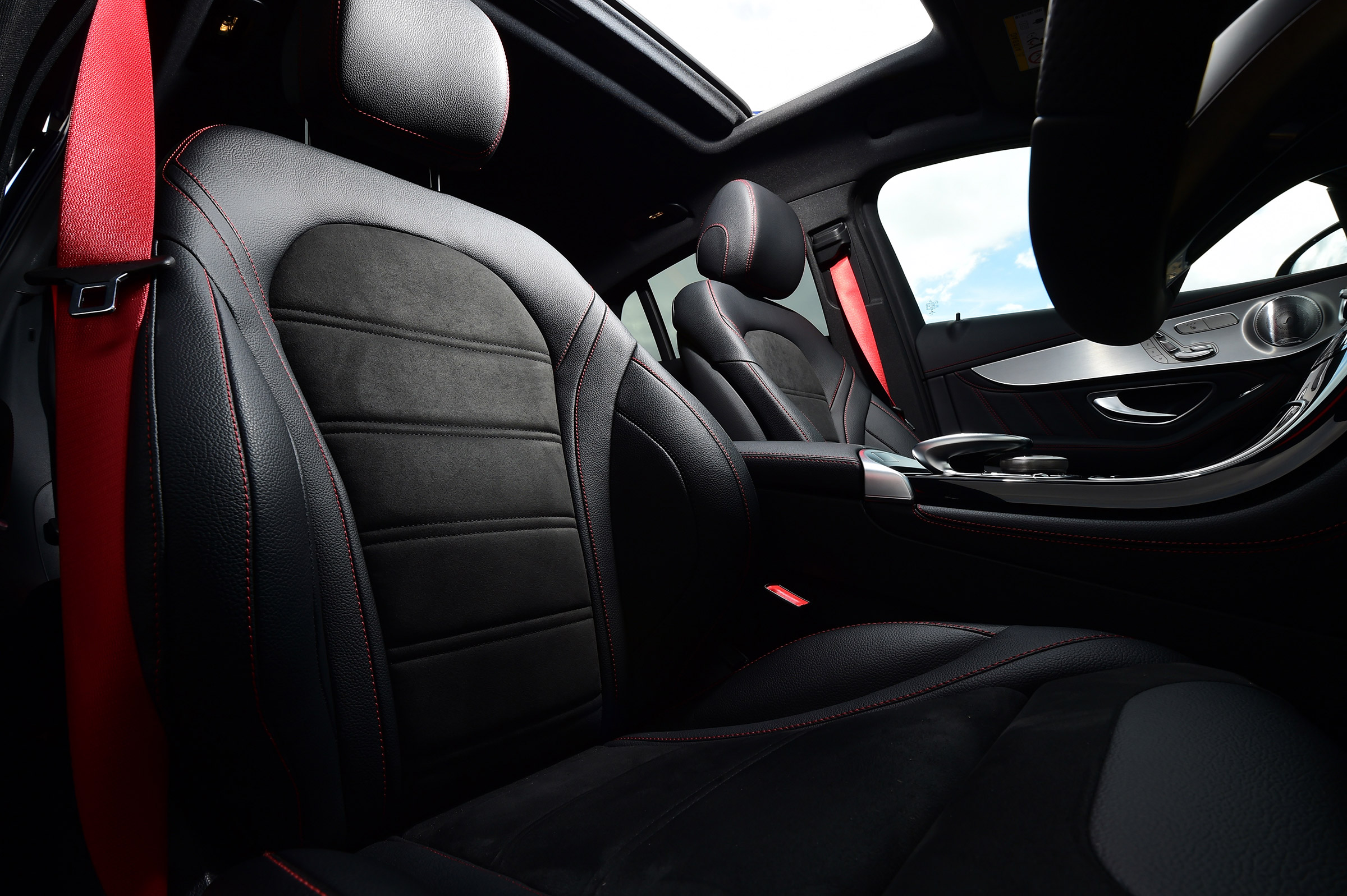 Mercedes-AMG GLC 43 Coupe - front seats
