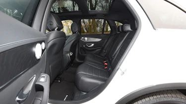 Mercedes GLC 350d 2017 - rear seats
