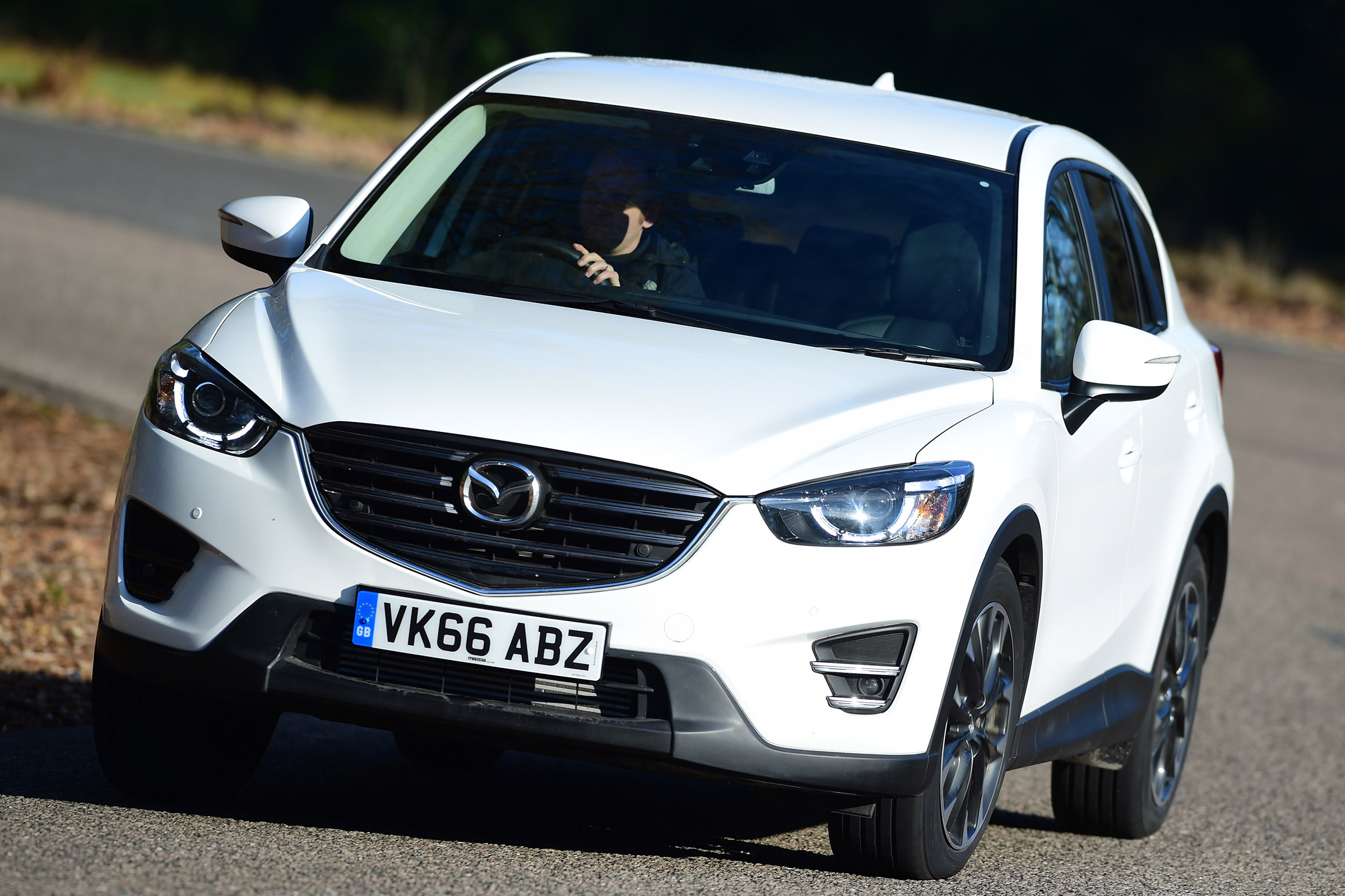 Mazda CX-5 - front action