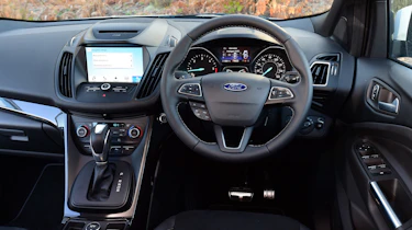 Ford Kuga - dash