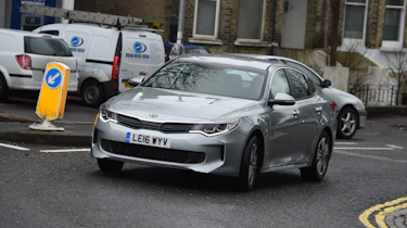 Uber driver - Kia Optima cornering