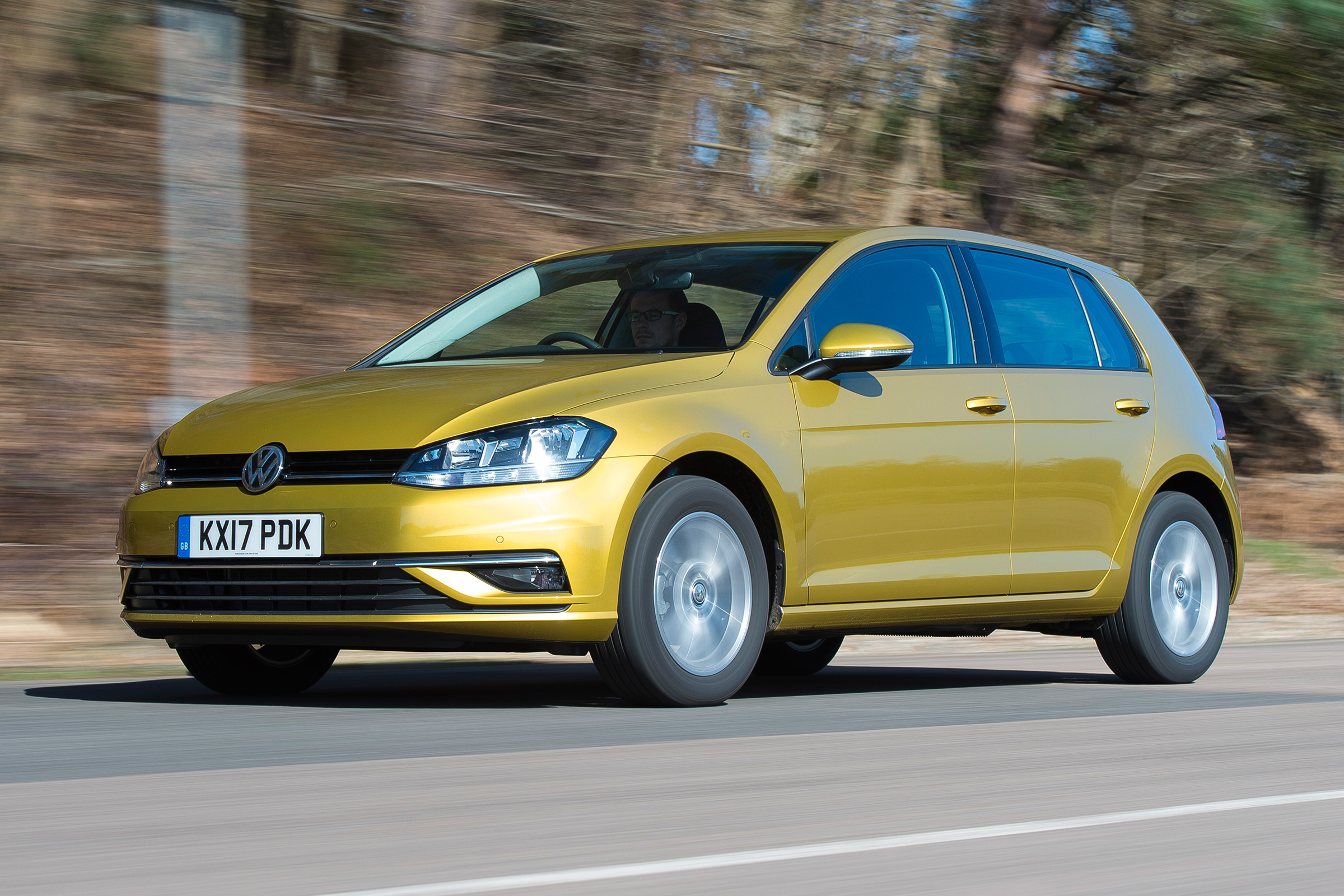 Honda Civic vs Volkswagen Golf vs Renault Megane - golf tracking