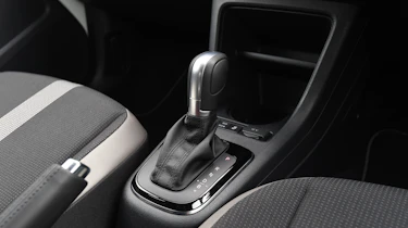 Volkswagen e-up! electric car 2017 - gearlever